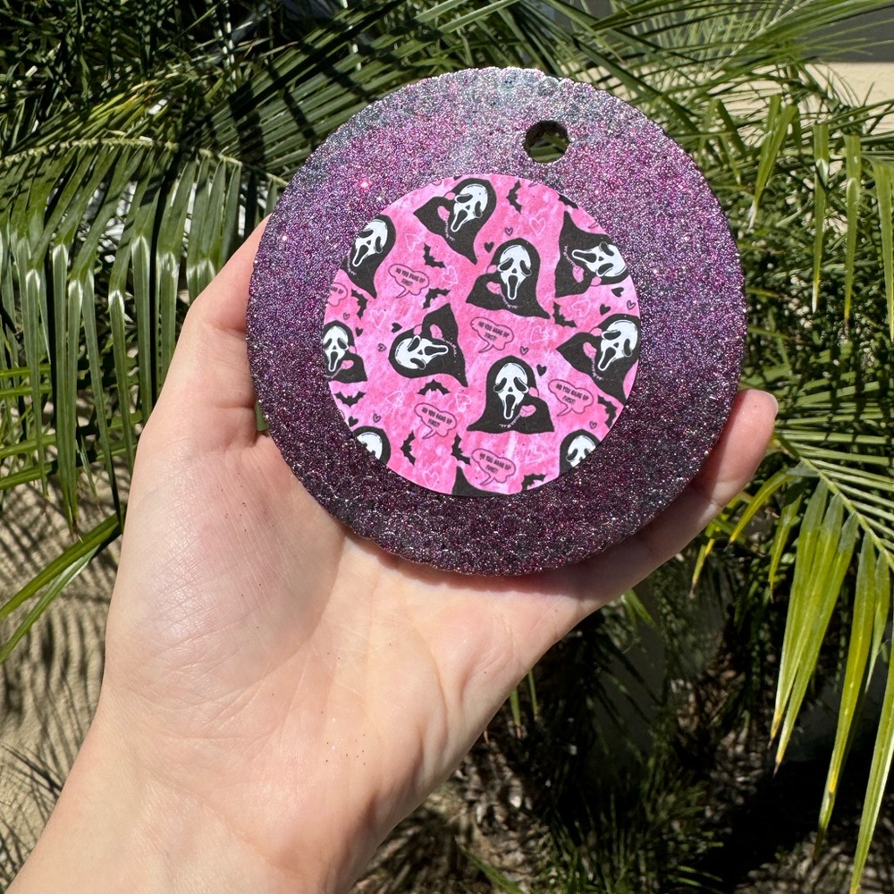 CUSTOM GHOSTFACE GLITTER FRESHIE!!
